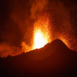 DodoExcursions vue sur le volcan piton de La Fournaise en éruption à l'île de La Réunion